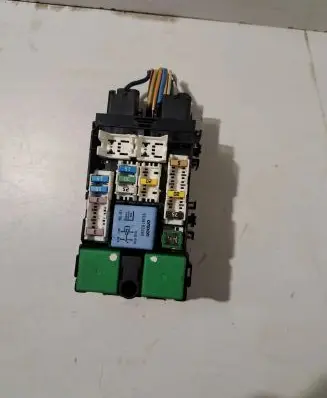 Peugeot 508 Fuse box set 9665492680 20110225