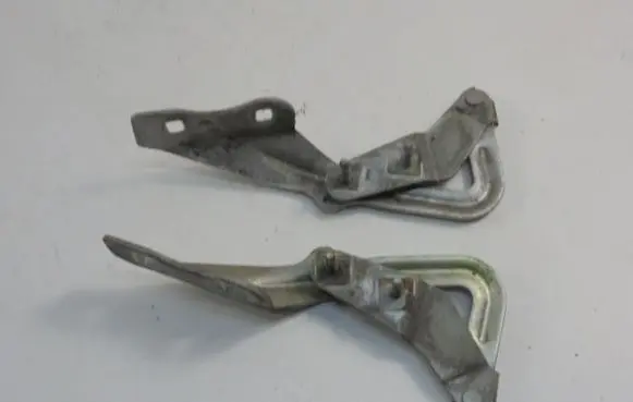 Ford Focus C-MAX Engine bonnet/hood hinges 4M5116800AA