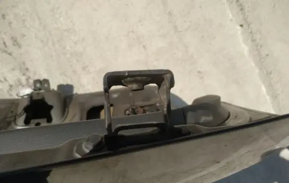 Fiat Croma Tailgate/trunk/boot hinge