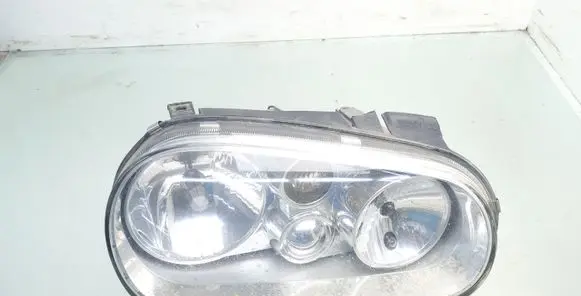 Volkswagen Golf IV Headlight/headlamp