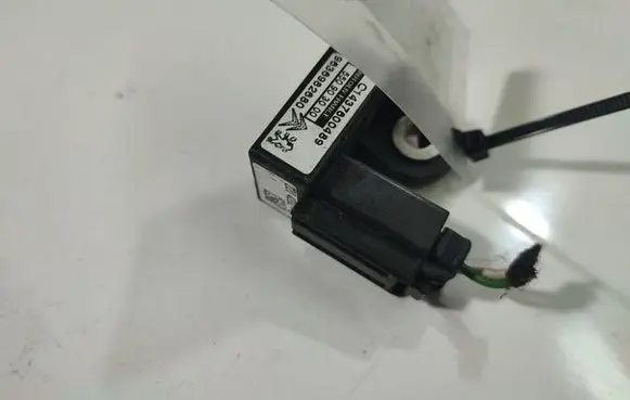Peugeot 406 Airbag deployment crash/impact sensor C1437600489