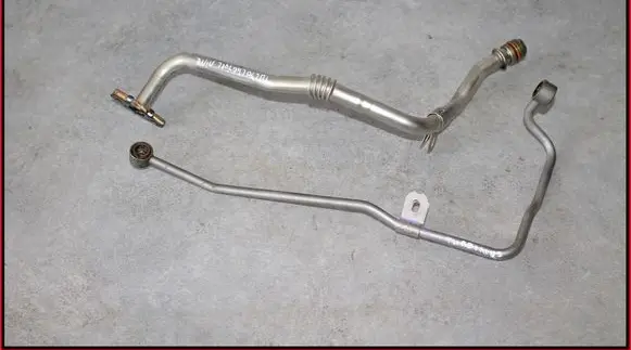 Nissan Qashqai Turbo turbocharger oiling pipe/hose 151925323R 151925323RE