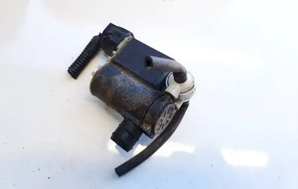KIA Carnival Windscreen/windshield washer pump 985101F100