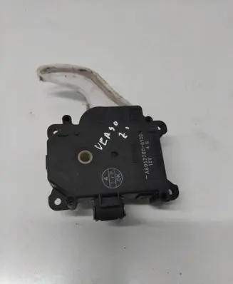 Toyota Corolla Verso AR10 Air flap motor/actuator AE0637008930