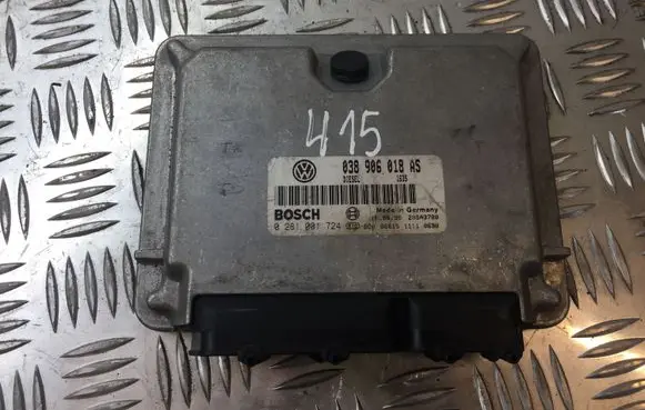 Volkswagen PASSAT B5.5 Engine control unit/module 038906018AS