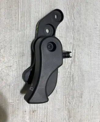 BMW X2 F39 Engine bonnet (hood) release handle 7809606
