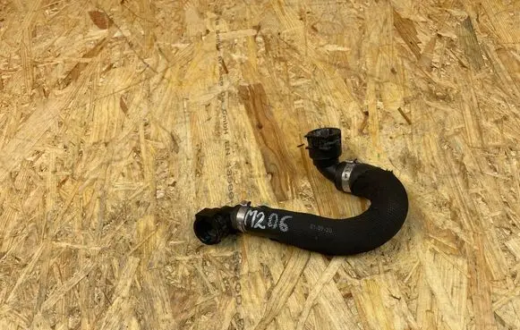 BMW 3 G20 G21 Coolant pipe/hose 8596394