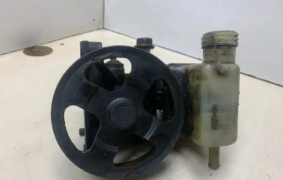 Mazda 6 Power steering pump PA66GF