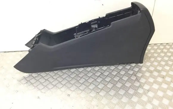 Mercedes-Benz GLE AMG (W166 - C292) Center console A1666801552 A1666800252