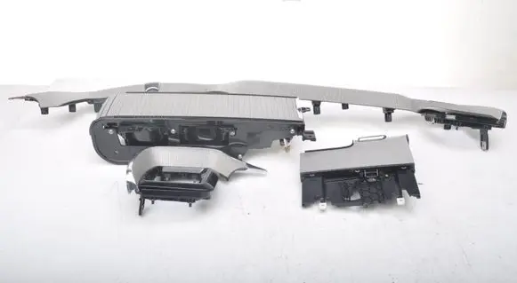 Volvo XC60 sill trim set (inner) 