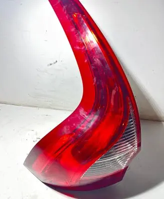 Volvo XC60 Rear/tail lights 89500871 43892 06102015