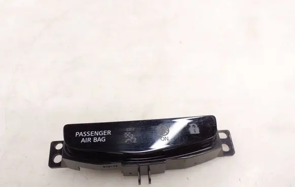 Nissan Qashqai Passenger airbag on/off switch 80510E