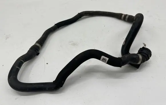 BMW 2 F46 Engine coolant pipe/hose