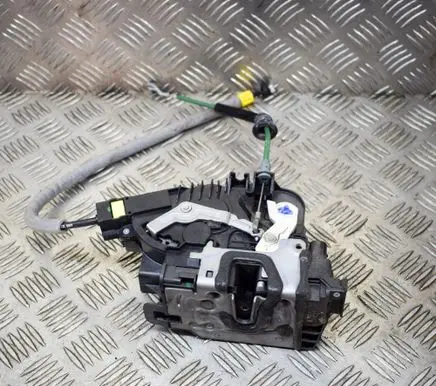 Mercedes-Benz GLC X253 C253 Front door lock A2220063999