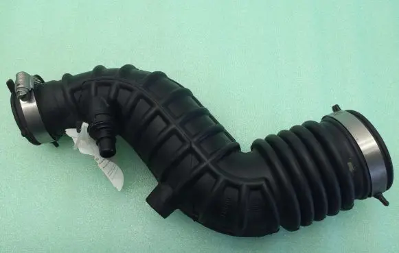 Nissan Pulsar Intercooler hose/pipe