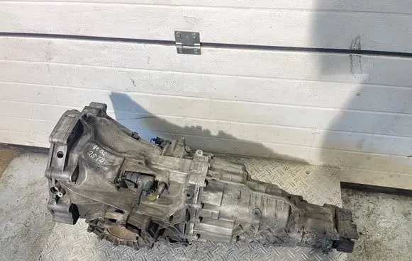 Audi A4 S4 B6 8E 8H Manual 6 speed gearbox HEQ 0A3300040H