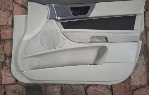 Jaguar XF X250 Front door card panel trim 8X235423712E M637C