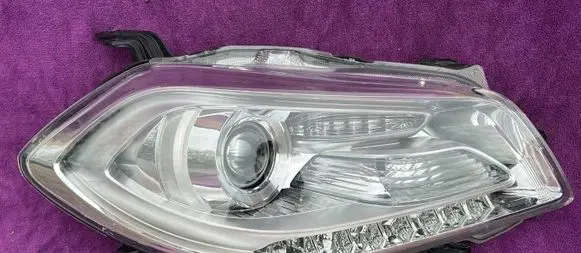 Suzuki SX4 Headlight/headlamp 3512061M70