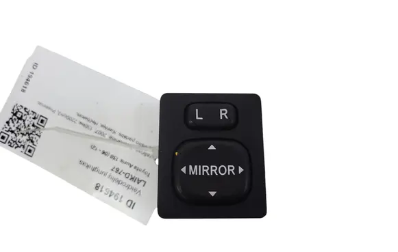 Toyota Auris 150 Wing mirror switch 183574