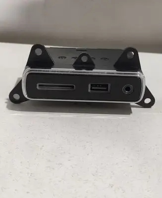 Jeep Grand Cherokee USB socket connector 61571C3656 68258696AA