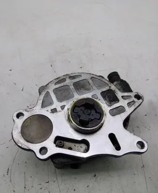 Volkswagen Tiguan Vacuum pump 03L145100