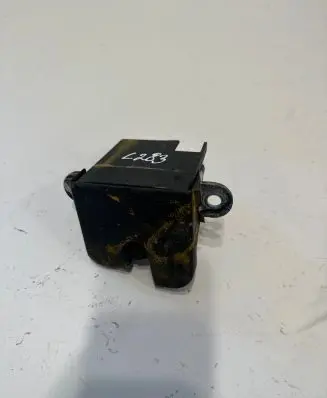 Loading door lock