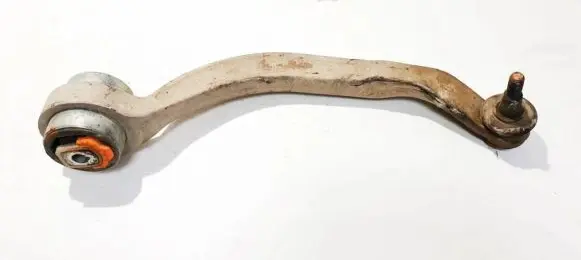 Volkswagen PASSAT B5 Front lower control arm/wishbone