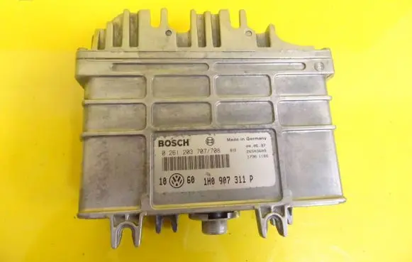 Volkswagen Golf III Engine control unit/module 1H0907311P 0261203707