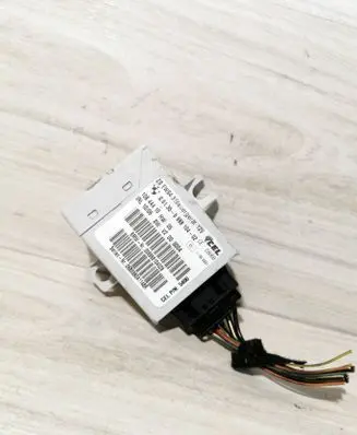 BMW X5 E53 Alarm control unit/module 6988104 61356988104 10844410