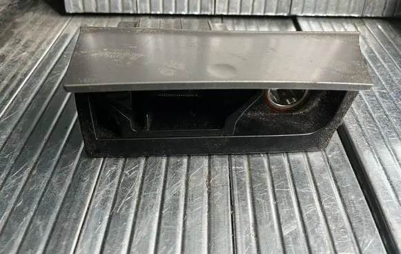 Opel Astra H Car ashtray 13133284 00L0749LS