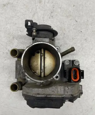 Volkswagen PASSAT B5 Throttle valve 058133063H 123604 4082370102
