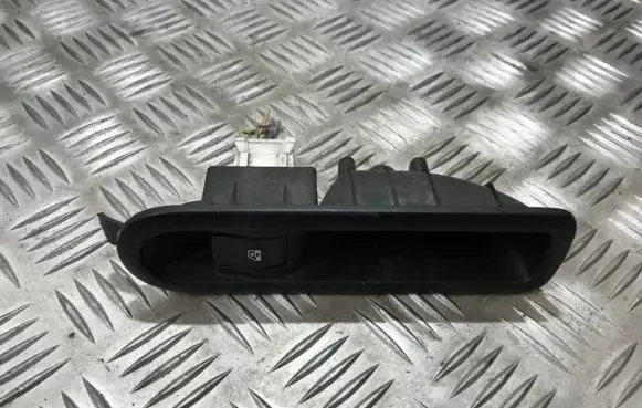 Renault Megane II Electric window control switch 156013870