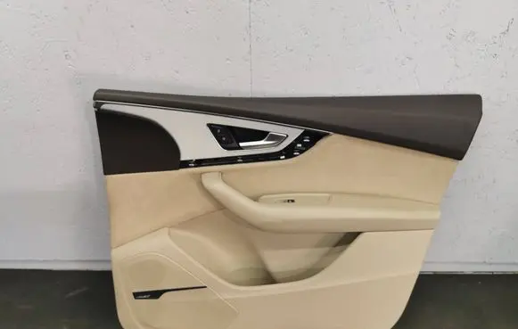 Audi Q7 4M Door card panel trim set 4M.8