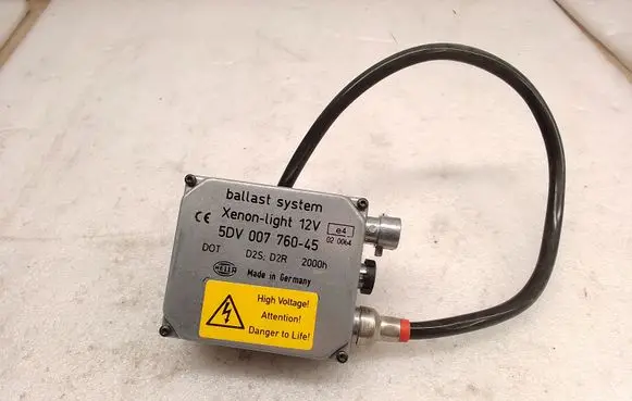 BMW 5 E39 Headlight ballast module Xenon 5DV00776045
