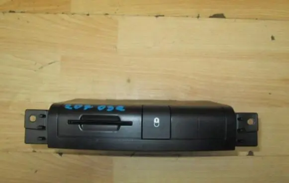 Peugeot 207 Ignition key card reader 
