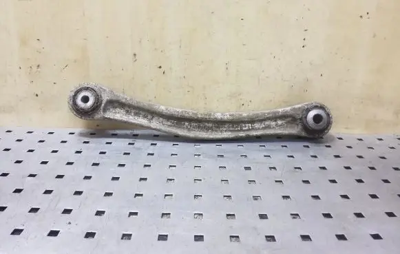 Volkswagen Touareg II Rear control arm 7L0505376A