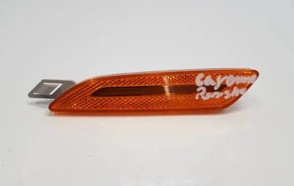 Porsche Cayman 982 Front fender indicator light