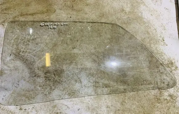 Volkswagen Golf II Rear side window