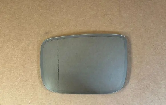 Volvo XC60 Wing mirror glass 31352510