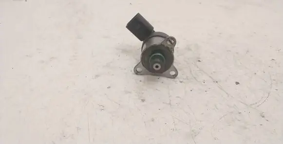 BMW 3 E46 Fuel pressure sensor 0928400560 14748