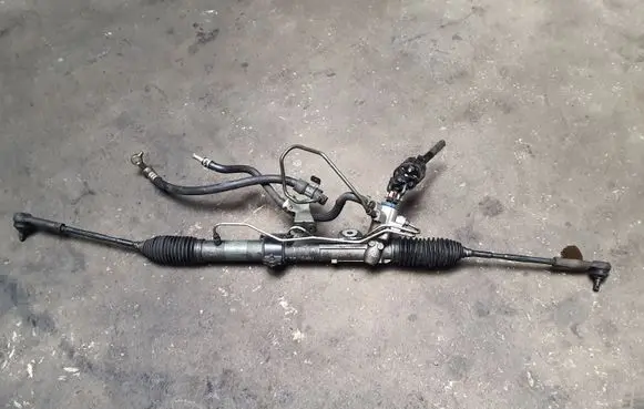 Nissan Almera Tino Steering rack