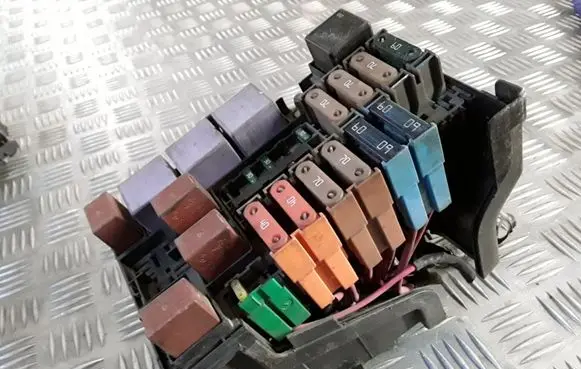 Renault Laguna II Fuse module 82002724492 55RGD0022