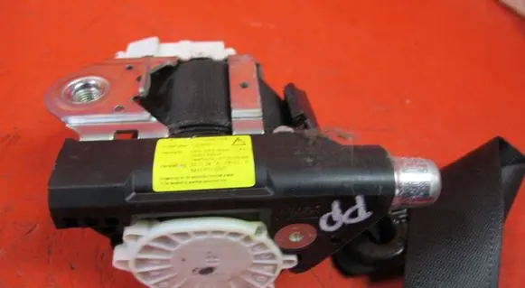 Fiat Bravo Front seatbelt 07353846530