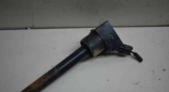 High voltage ignition coil