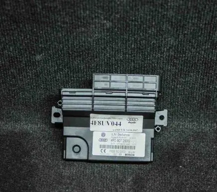 Audi RS6 C6 Current control relay 4F0907280G