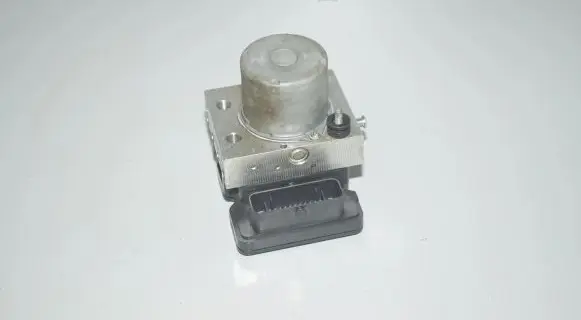 Tesla Model 3 ABS Pump 104474500B 104474600A 1044745