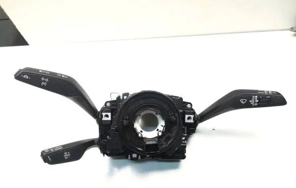Audi Q3 F3 Other switches/knobs/shifts 82A953521GD