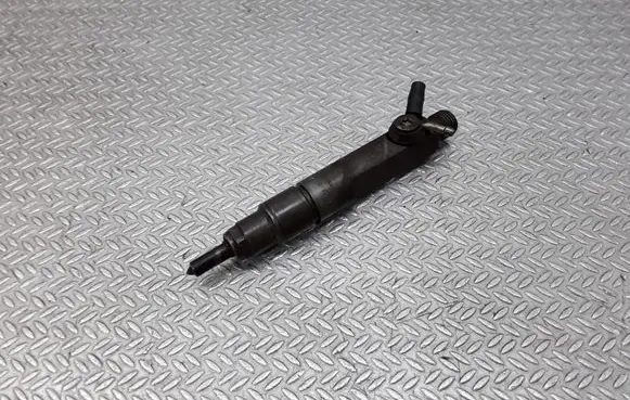 Volvo S80 Fuel injector 046130201F