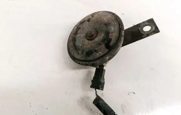 Nissan Primera Horn signal E9703881163