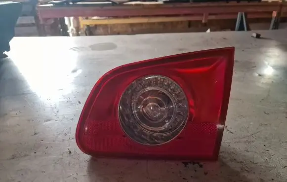 Volkswagen PASSAT B6 Tailgate rear/tail lights 3C9945094